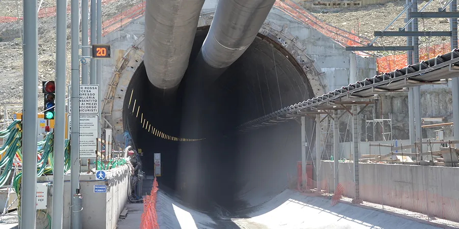 Diseño Geotécnico de Excavaciones Profundas para la Zona Industrial de Tultitlán